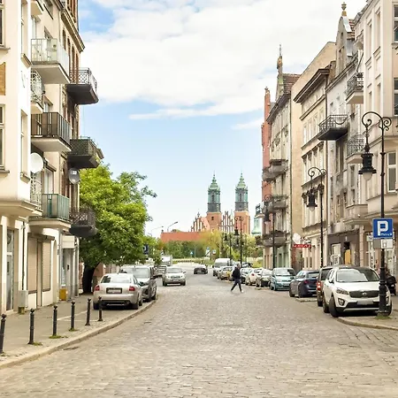 Apartment Artsy Close To Market Square By Renters