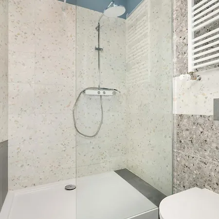 Artsy Close To Market Square By Renters Poznan